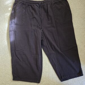 Basic editions plus size capri pants 3x